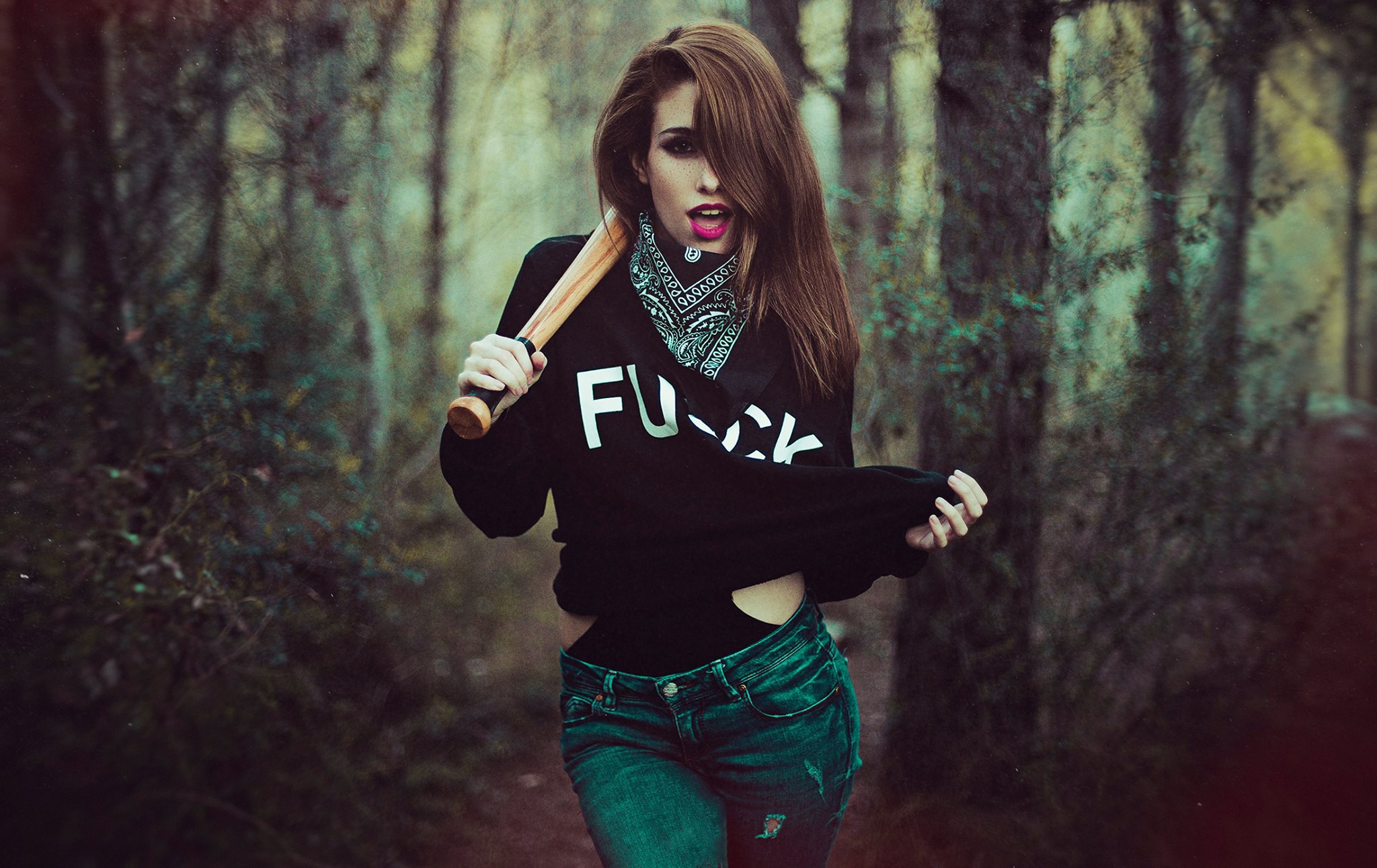 Take a pause and enjoy Sassy girls — streaming from Bandung